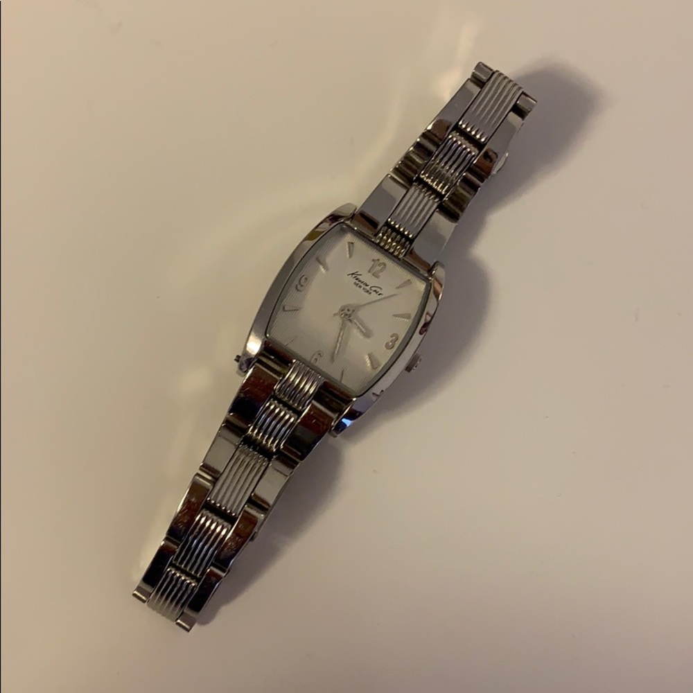 Kenneth Cole watch - Picture 3 of 3